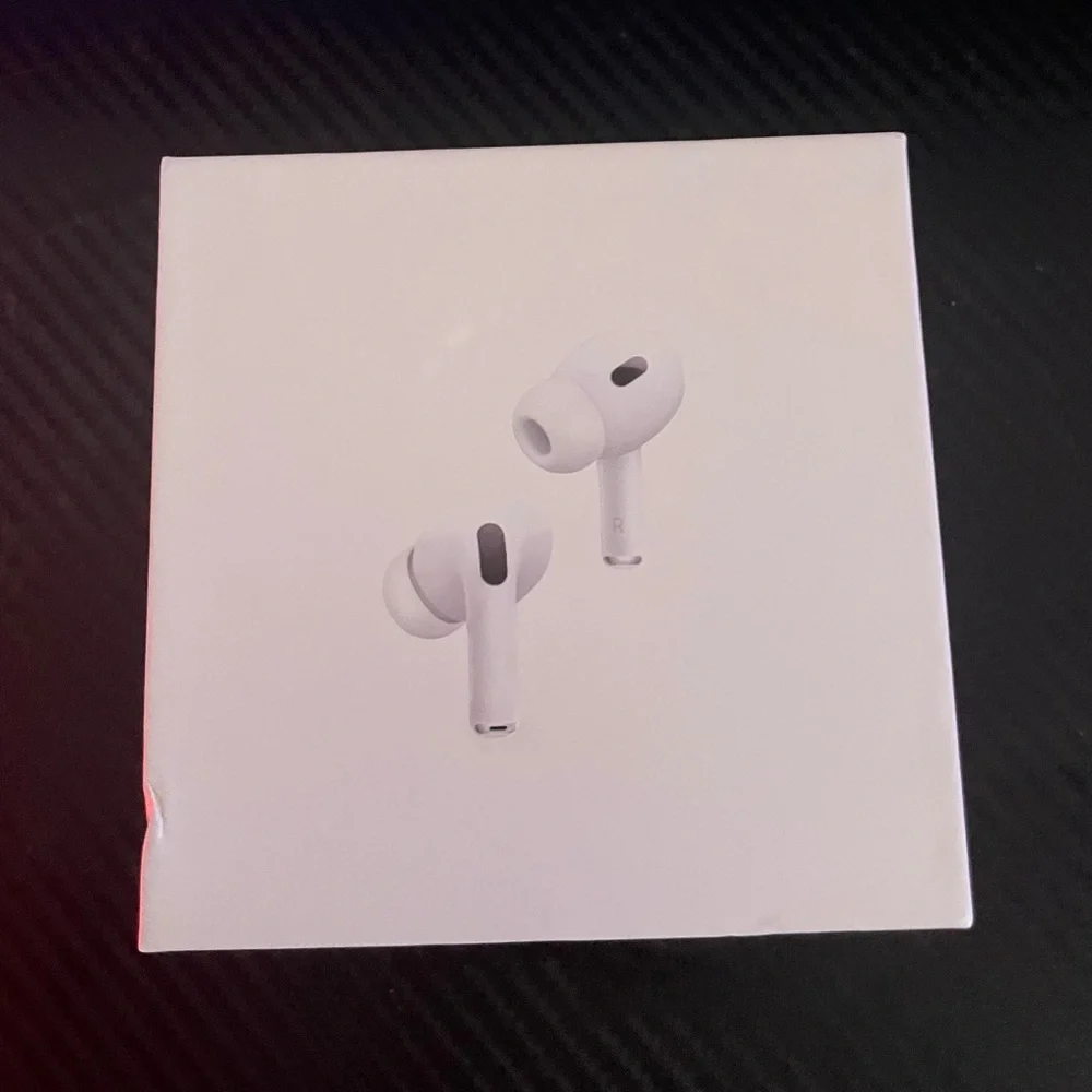 Apple White Wireless Earbuds